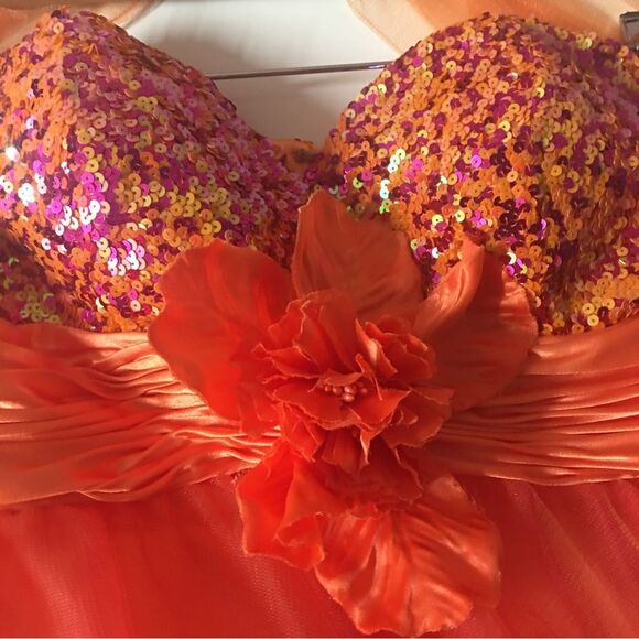 Unique Vintage Let’s Fashion Orange/Pink Sequin Sweetheart Bust Dress Size S EUC - Picture 3 of 11